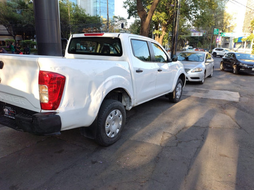Nissan Frontier 2.5 Se Dc 4X2 Mt