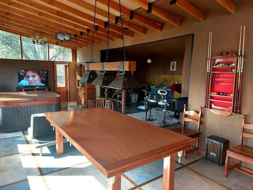 Parcela Única Rebajada. Oportunidad Unica. 4 Construcciones