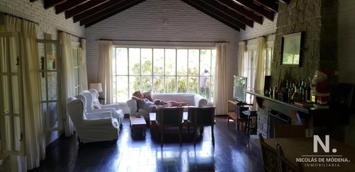 Casa En Venta En Golf, Amplio Terreno, 3 Dormitorios + Servicio