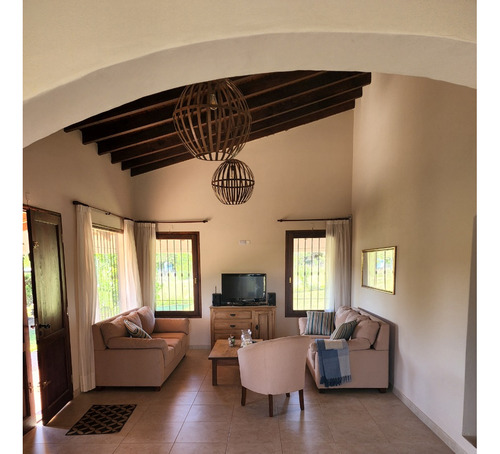Hermosa Casa En Potrero De Garay Con Excelente Ubicación- 432