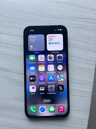 iPhone 13 En Excelente Estado, Funcionando Perfectamente. (Usado)