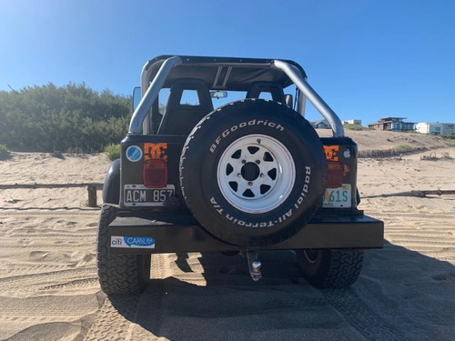Jeep Armado
