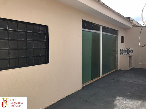 Imagem 16 de 19 de Casa Disponível Para Venda: Possui Dois Quartos, Um Banheiro, Sala, Cozinha E Garagem. A Edícula Possui Um Quarto, Um Banheiro, Cozinha E Quintal. - Ca00355 - 70750500