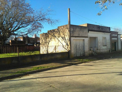 Lote En Venta Chascomus Con Casa A Refaccionar
