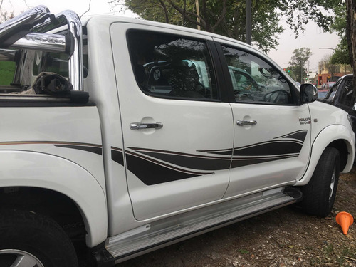 Toyota Hilux 3.0 Cd Srv I 171cv 4x2
