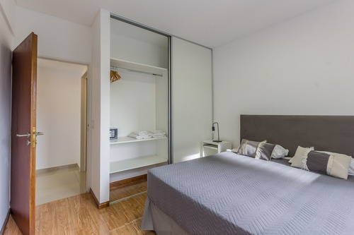 Departamento. Semipiso. 2 Ambientes. Equipado. Balcón. Ideal Airbnb/renta. Palermo Hollywood.