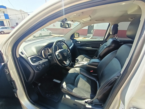 Dodge Journey 2.4 Sxt 7 Pas At