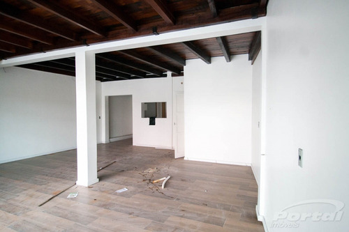 Ótima Sala Comercial Na Galeria Estação Com 125,00 M². - 35711424l