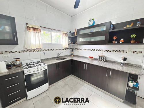 Casa En Venta En Carapachay