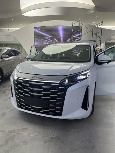 Byd M9 Híbrida Enchufable