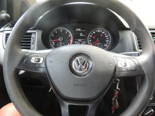 Volkswagen Suran 2017 1.6 Track Con Gnc