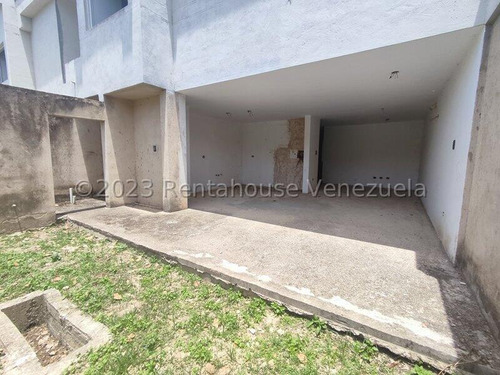 Tonwhouse En Venta Ubicado En La Cumaca San Diego Carabobo 24-13807 Eloisa Mejia