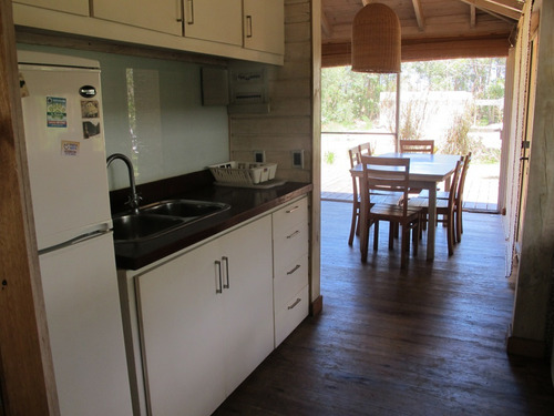 Imagen 18 de 30 de Punto Río | Tres Casas En Un Padrón, Cómodas Y En Excelente Estado