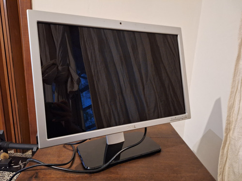 Monitor Dell Sp2008wfp 20 Pulgadas Lcd Impecable Plateado (Usado)
