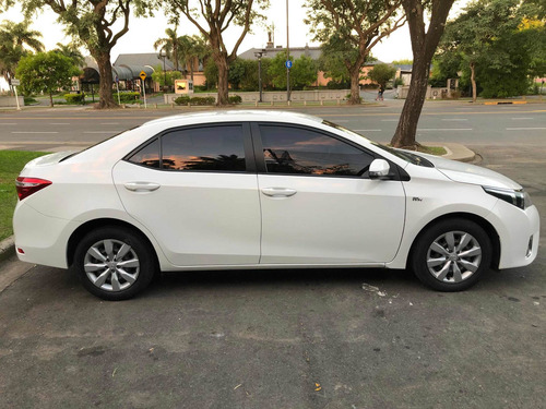 Toyota Corolla 2015 1.8 Xli Mt 140cv