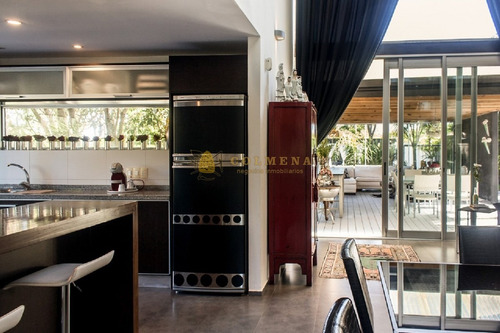 Moderna Casa Playa Mansa - Punta Del Este - 5 Dorm.- Ref: 3497