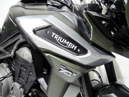 Imagem 11 de 16 de Triumph Tiger 1200 Xcx 2019 Verde