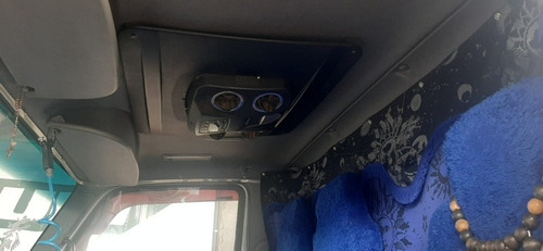 Imagem 7 de 8 de Mercedes Benz Accelo 915