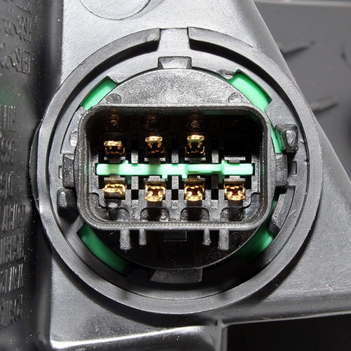 Faro Delantero Derecho Para Kia Cerato 2.0 G4na Dohc 2013