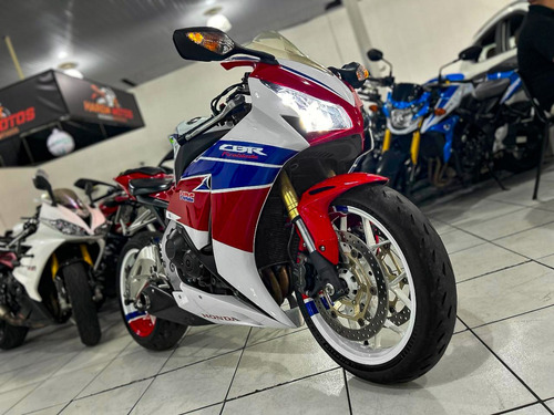 Honda Cbr 1000rr Fireblade Ano 2013 Financiamos Até 48x