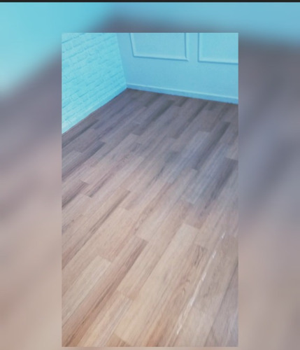 Imagem 1 de 5 de Envelopamento E Aplicação De Piso Vinílico!