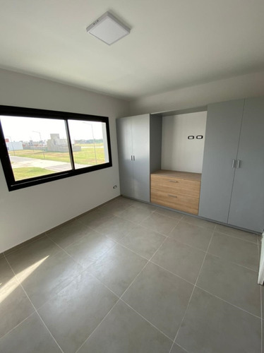 Imagen 4 de 16 de San Ignacio Village, Duplex En Venta De 3 Dormitorios, Galería, Asador, Cochera