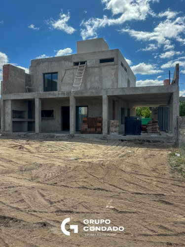 Vendo Casa Tres Dormitorios Tejas 4 A Estrenar