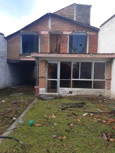 Se Vende Terreno Con Casa Para Remodelar En San Gaspar Tlahuelilpan, Metepec