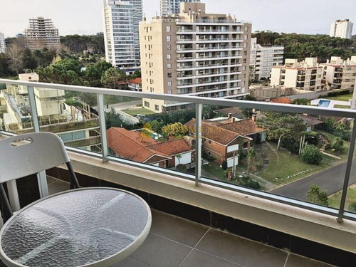 Apartamento En Alquiler Temporario Aidy Grill 2 Dormitorios- Ref: 4262