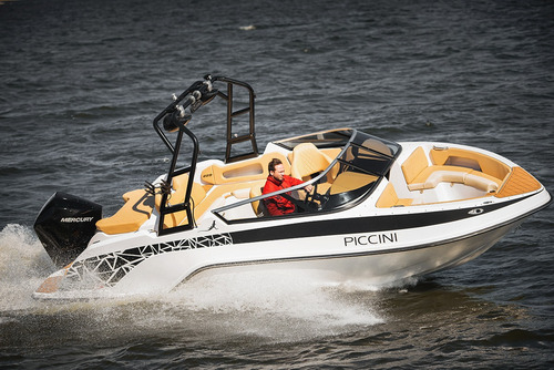 Lancha Piccini 229 Con Motor Honda 250hp 0hs. Venta Directa