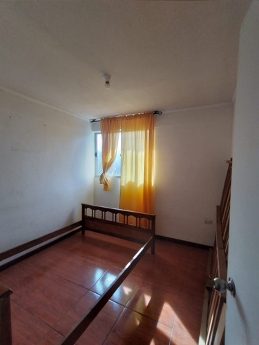 Venta Departamento De 2 Pisos En La Pintana