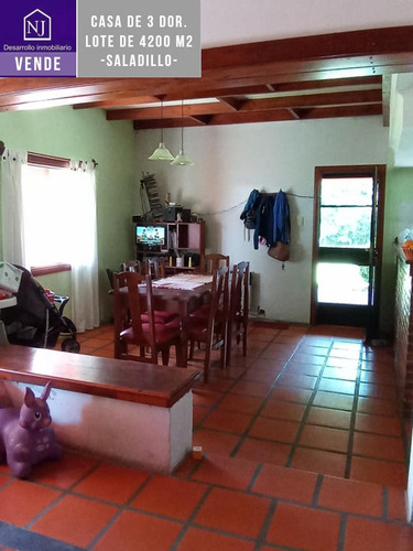 Vendo Hermosa Casa De 3 Habitaciones + Gran Parque