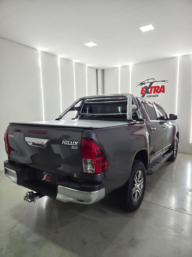 Toyota Hilux CD SR 4x2 2.7 16V/2.7 Flex Aut.