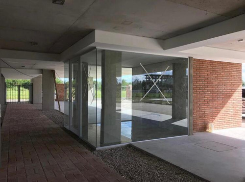 Departamento En Venta 3 Dormitorios Condo Tierra Fisherton