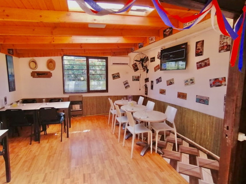 Amplio Restaurante 100% Funcionando En Arriendo Rengo