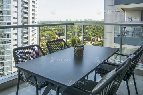 En Venta Apartamento De 2 Dormitorios En Mansa Punta Del Este.