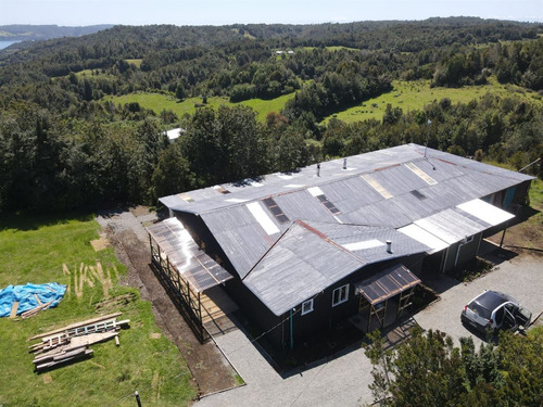 En Venta Parcela De 1 Hectárea Con Lodge En Funcionando