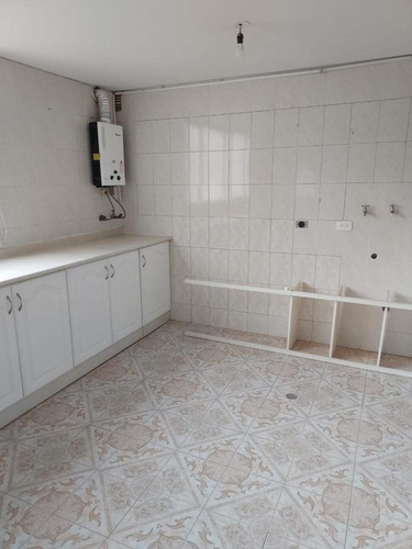 Departamento Todo Incluido Amoblado, Terraza, Parqueadero Trato Dueño Directo Disponible! Poco Uso! En Venta.