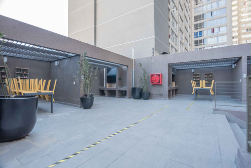 Edificio Av Libertador Bernardo O'higgins Vista Poniente Pi