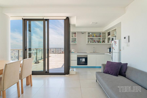 Weik Belgrano Piso Alto Con Terraza Propia 2 Dormitorios 2 Baños Completos Cochera