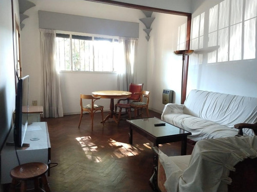 Casa Venta 4 Dormitorios 2 Baños 1 Cochera Terreno 10 X 30 Mts - 300 Mts 2 - La Plata