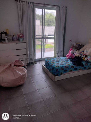 Venta De Casa De 4 Dormitorios En Esperanza, Santa Fe.