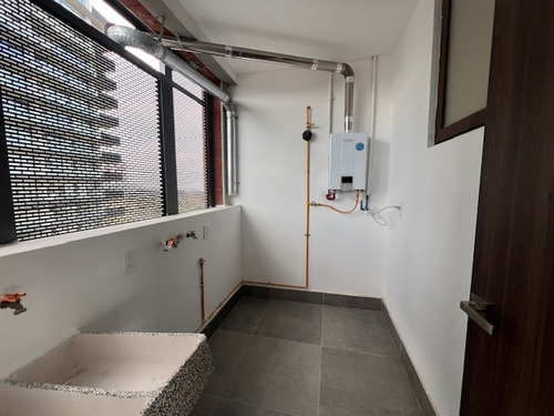 Vendo Departamento Nuevo Con Terraza Col. Interlomas, Huixquilucan, Edomex