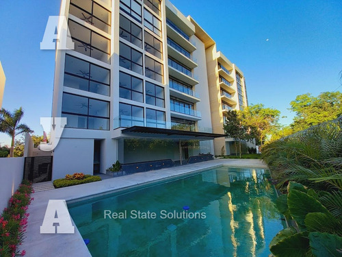 Departamento Penthouse En Venta, 3 Recámaras, Arbolada Cumbres, Av Hayacán, Cancún