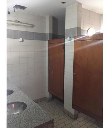Imagen 11 de 13 de Edificio Comercial