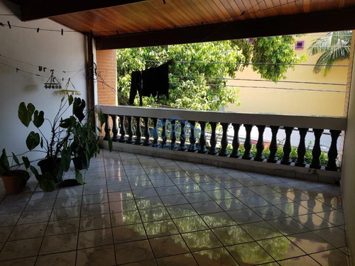 Imagem 1 de 9 de Casa Com 3 Dormitórios À Venda, 250 M² Por R$ 800.000,00 - Jardim Tupanci - Barueri/sp - Ca0522