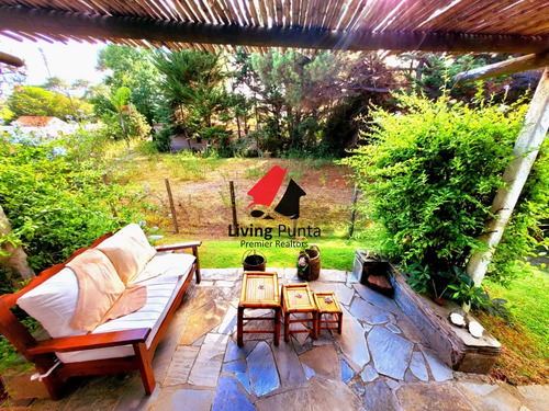 Casa En Venta En Brava A Escasos Metros Del Mar