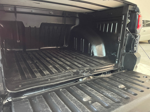 Fiat Strada 1.3 Volcano Cab. Dupla 16v Flex 4p