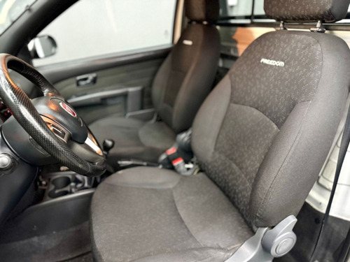 Fiat Strada 1.4 MPI FREEDOM CS 8V FLEX 2P MANUAL