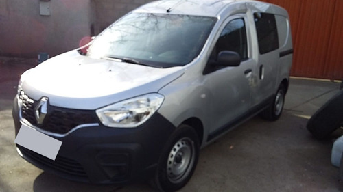 Imagen 3 de 16 de Renault Kangoo Confort/ Año 2021